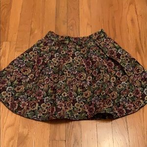 BCBG pleated flirty skirt